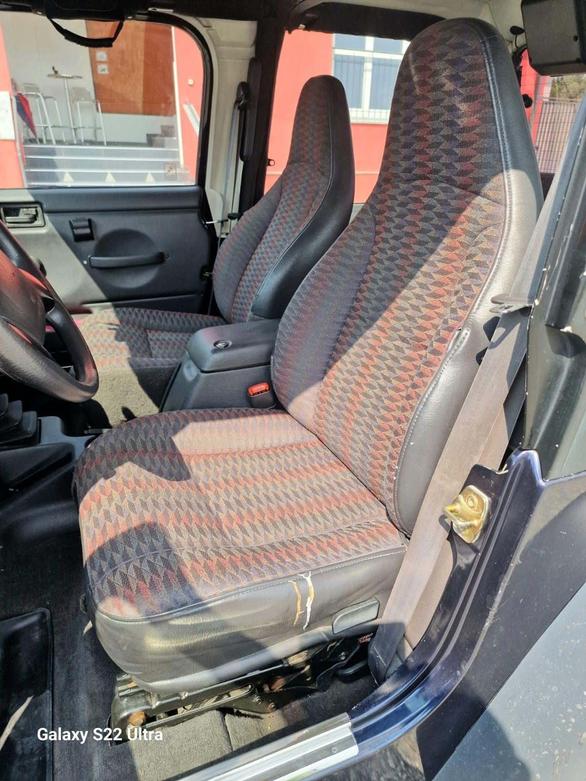 Jeep Wrangler del 1999 in saldo 061