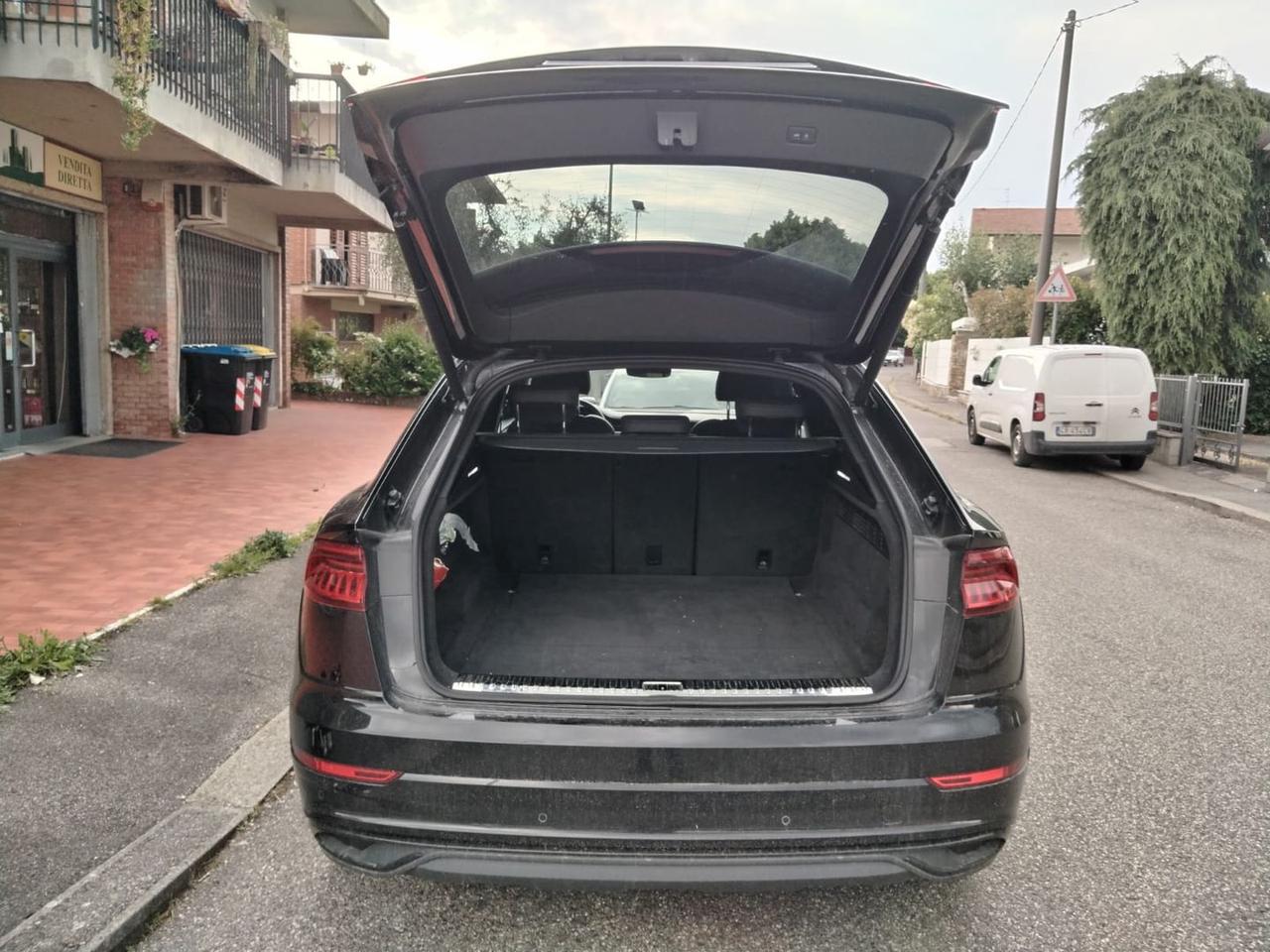 Audi Q8 S Line Sport 3.0 50 TDI MHEV