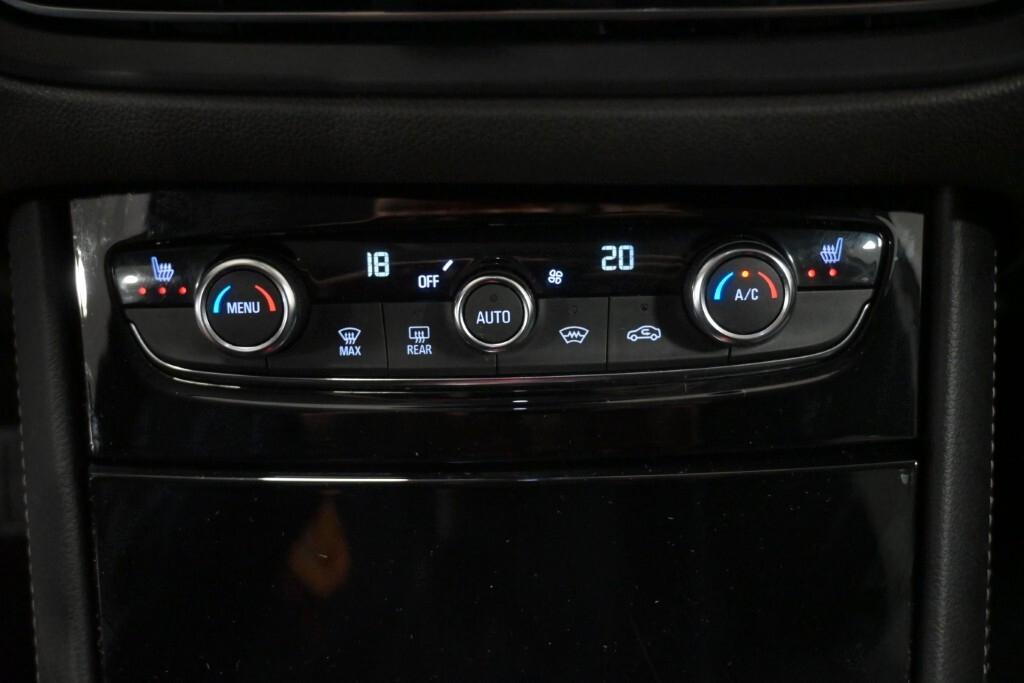 Opel Grandland 1.5 DIESEL ECOTEC 131CV AUT. GS ( FARI LED - TELECAMERA POST. PDC NAVI CERCHI 19 )