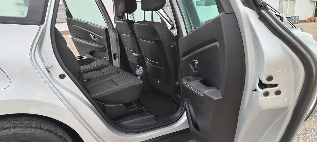 Renault Grand Scenic Blue dCi 120 CV Initiale Paris