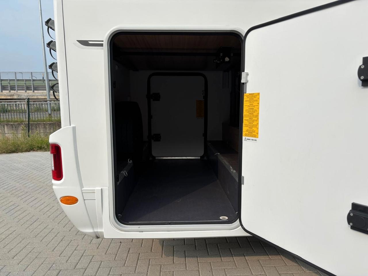 Adria CORAL XL 670 SP PLUS camper