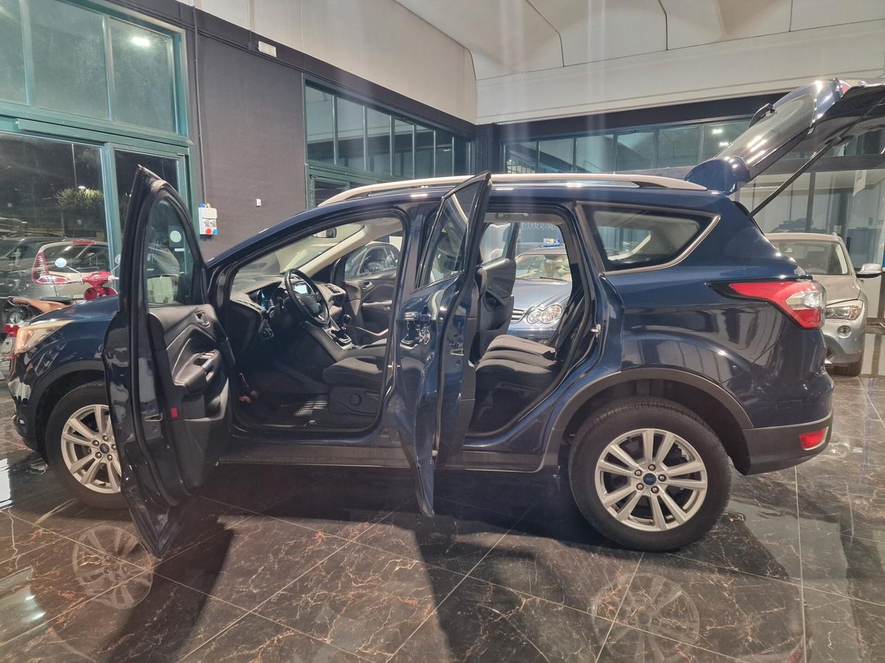 Ford Kuga 1.5 TDCI 120 CV S&S 2WD ST-Line Business