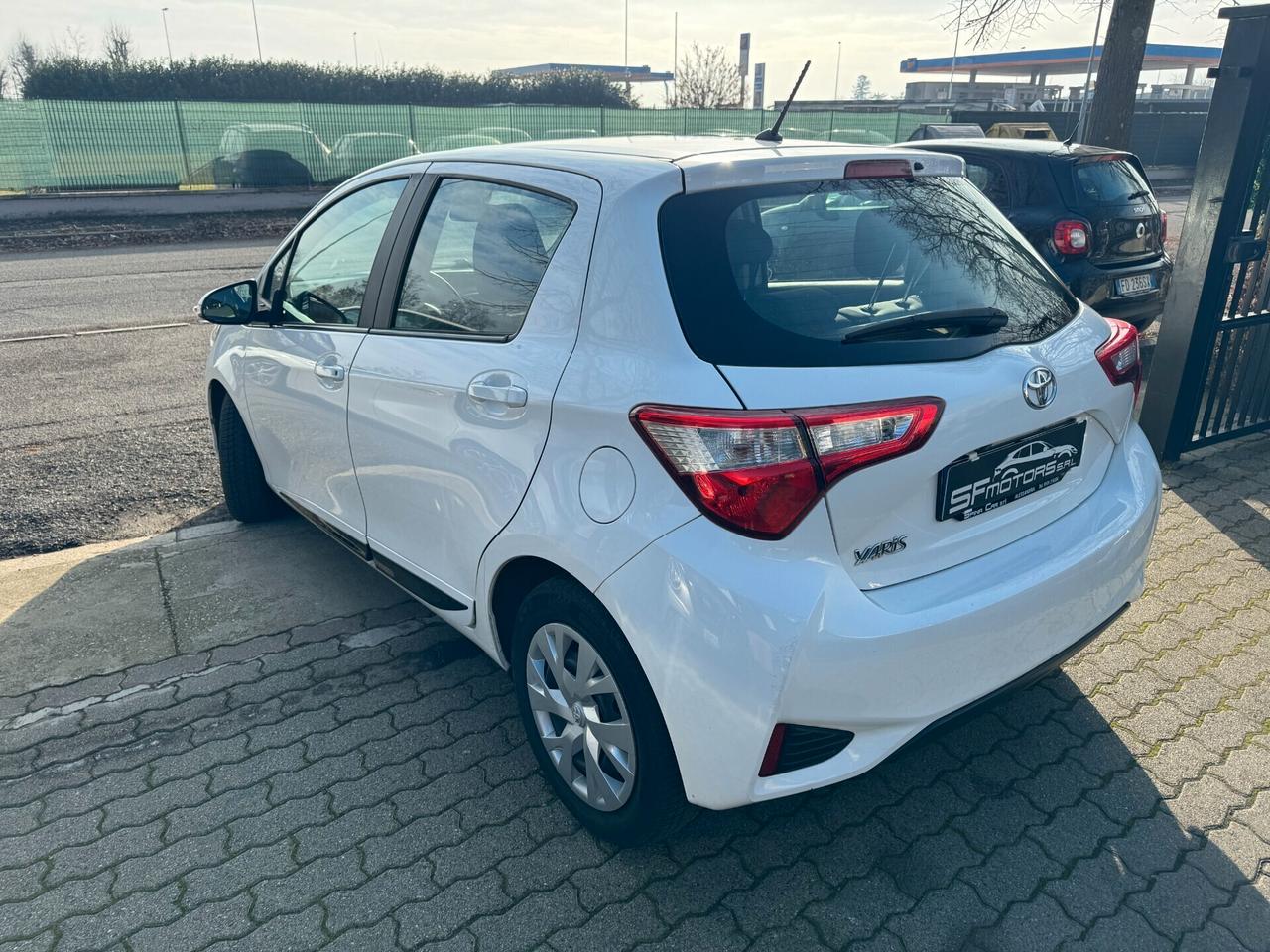 Toyota Yaris 1.0 72 CV 5 porte Cool