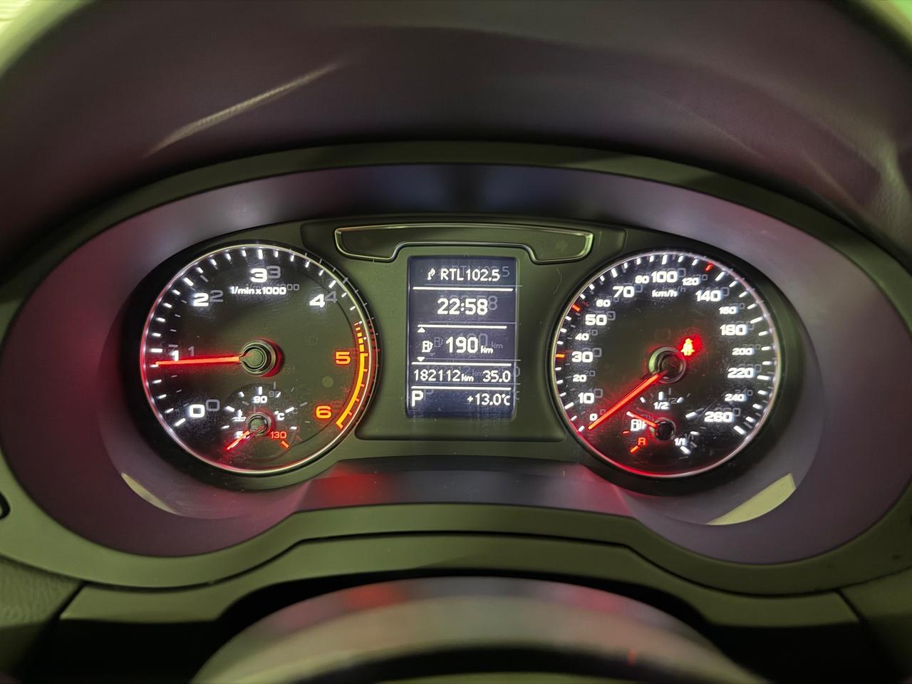 Audi Q3 2.0 TDI 150 CV Business