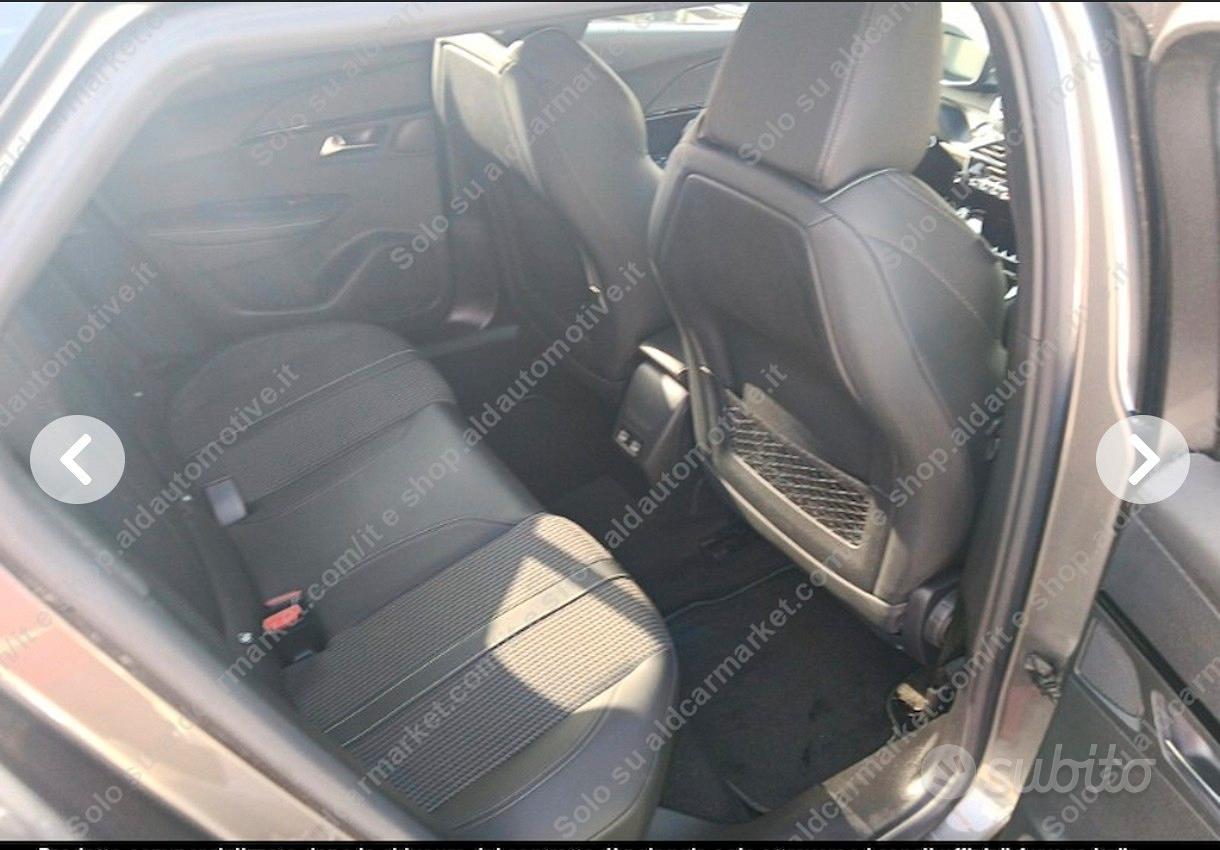 Peugeot 2008 Puretech 130 CV eat 8 GT Line S/S aut
