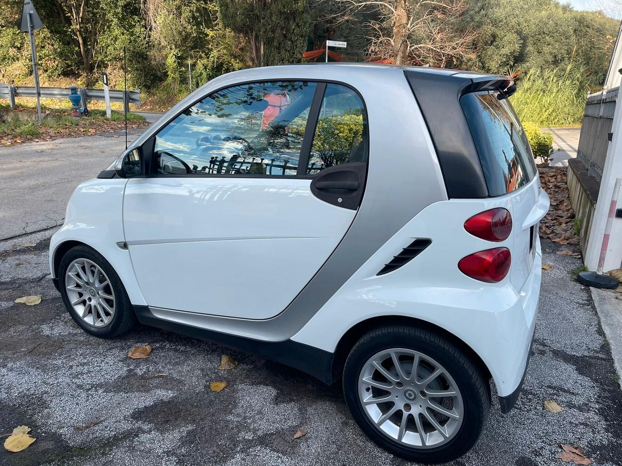 Smart ForTwo 1000 52 kW coupé limited two