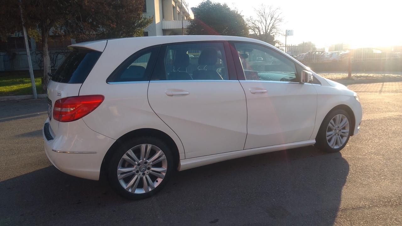 Mercedes-benz B 180 CDI Automatic Premium 2015