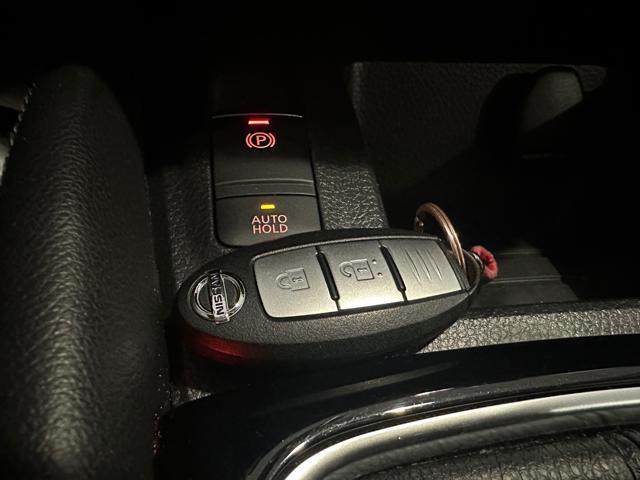 NISSAN Qashqai 1.5 dCi N-Connecta