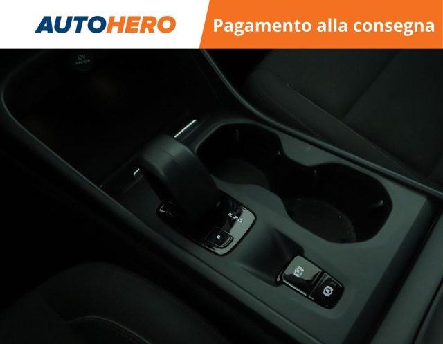 VOLVO XC40 T2 Geartronic Momentum