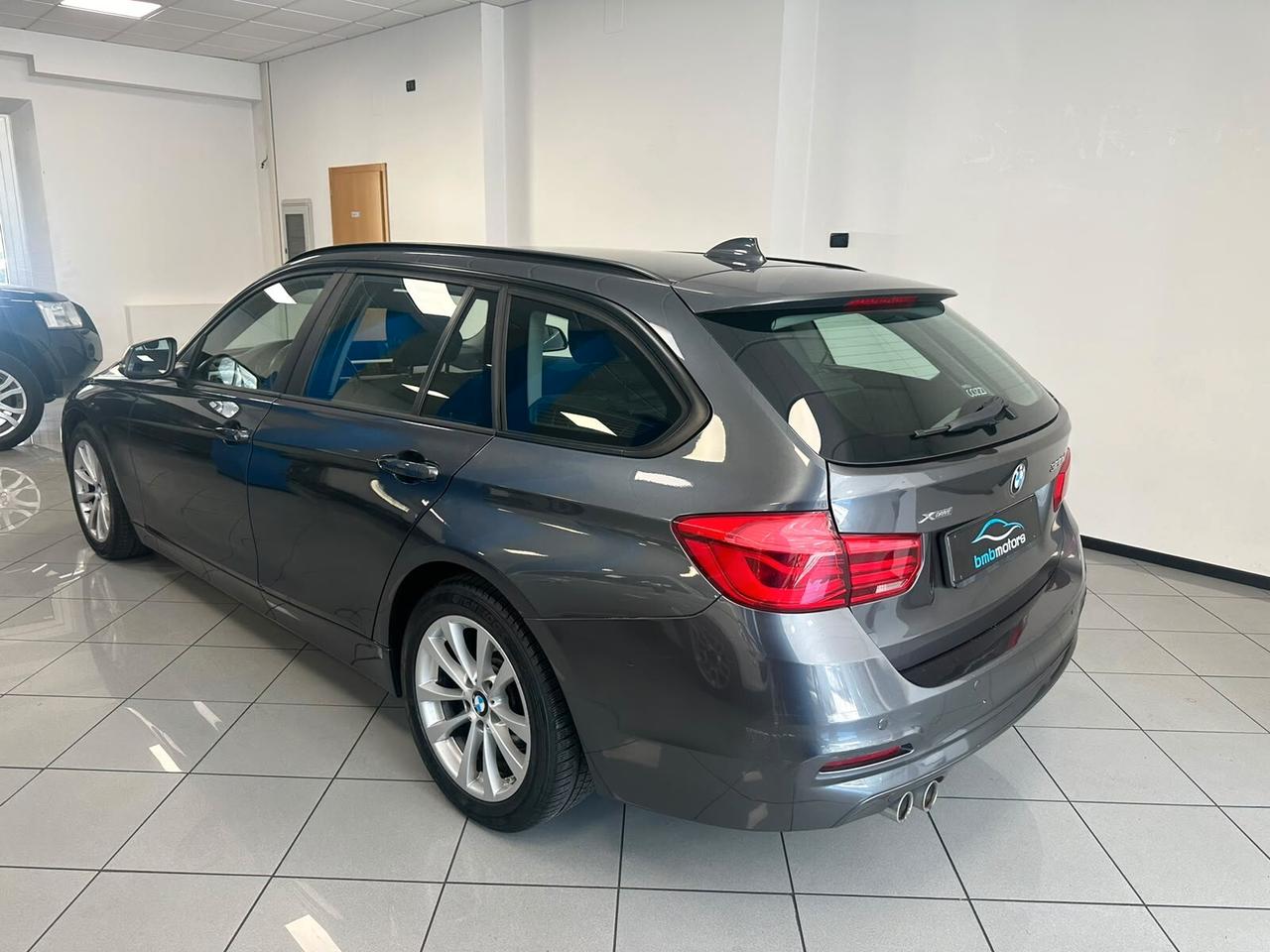 Bmw 320d xDrive Touring Business Advantage