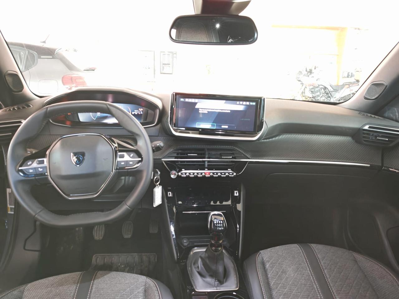 Peugeot 2008 PureTech 100 S&S Allure
