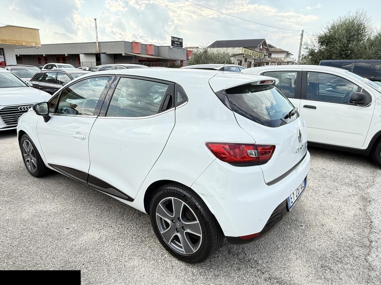 RENAULT CLIO 1.5DCI NAVI CAMERA-per neopatentati