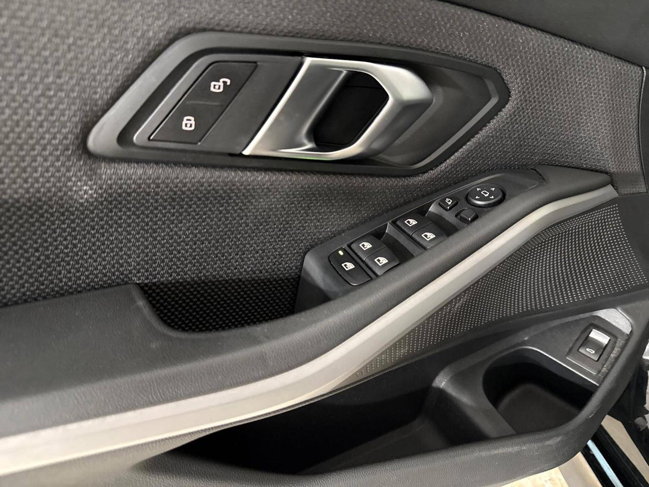 BMW Serie 3 316d Touring 48V Business Advantage