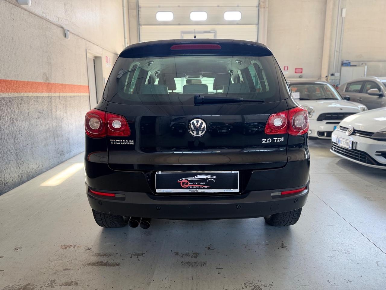 Volkswagen Tiguan 2.0 16V TDI DPF tiptronic Sport & Style (18°)