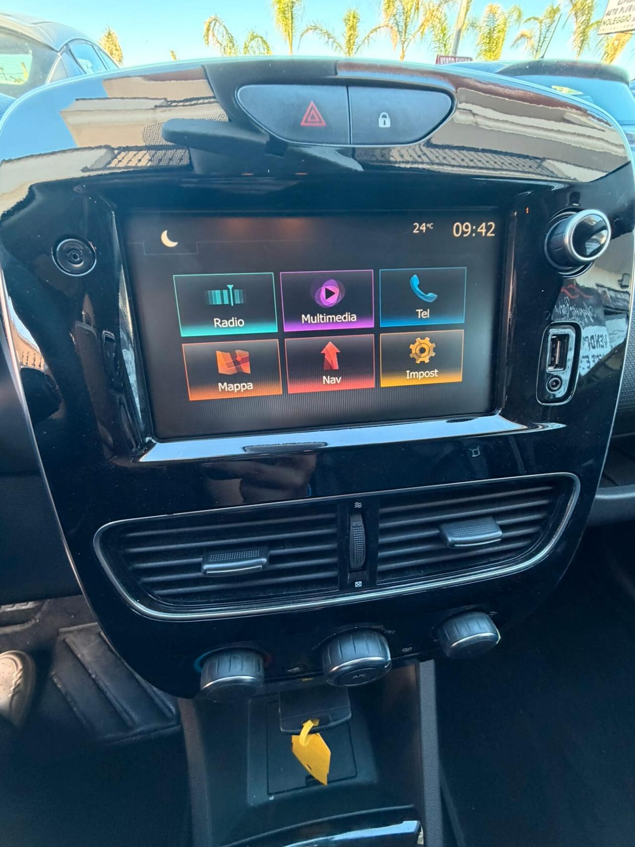 Renault Clio TCe 12V 90 CV GPL 5 porte Moschino Intens