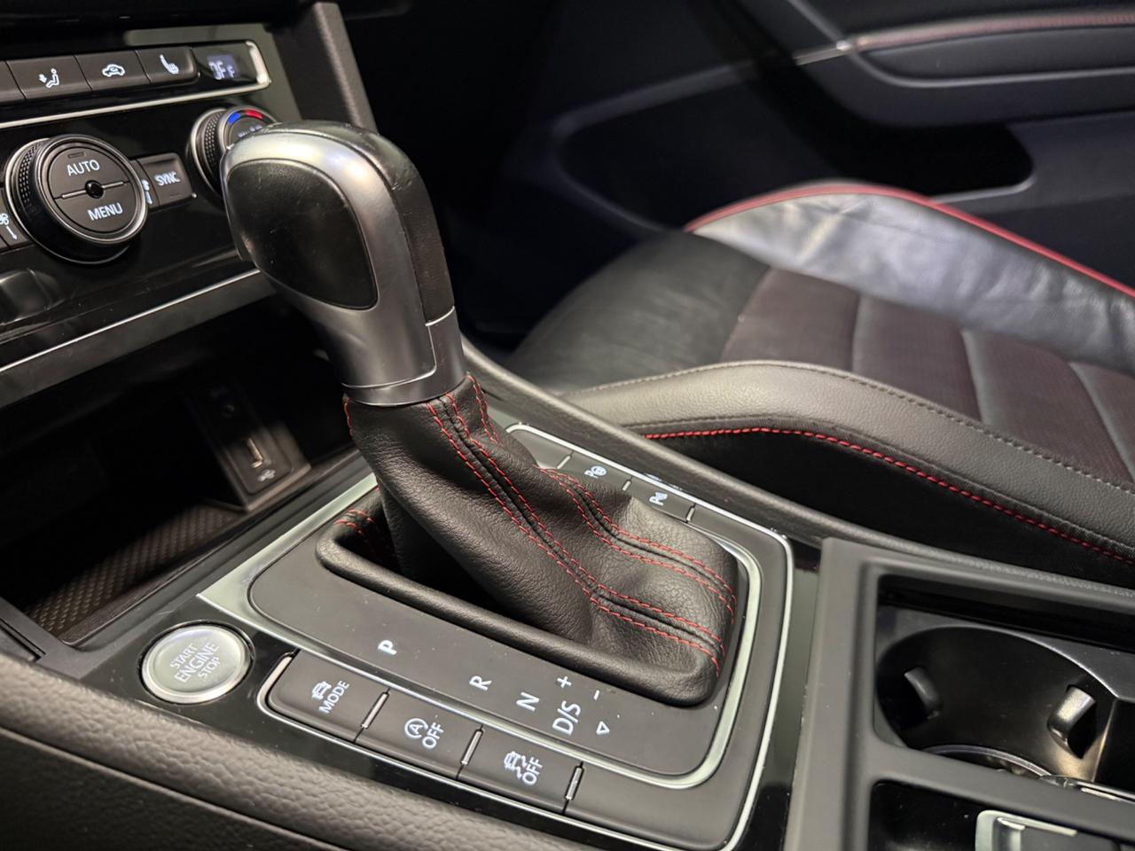 Volkswagen Golf GTI Performance Full Tetto Pelle