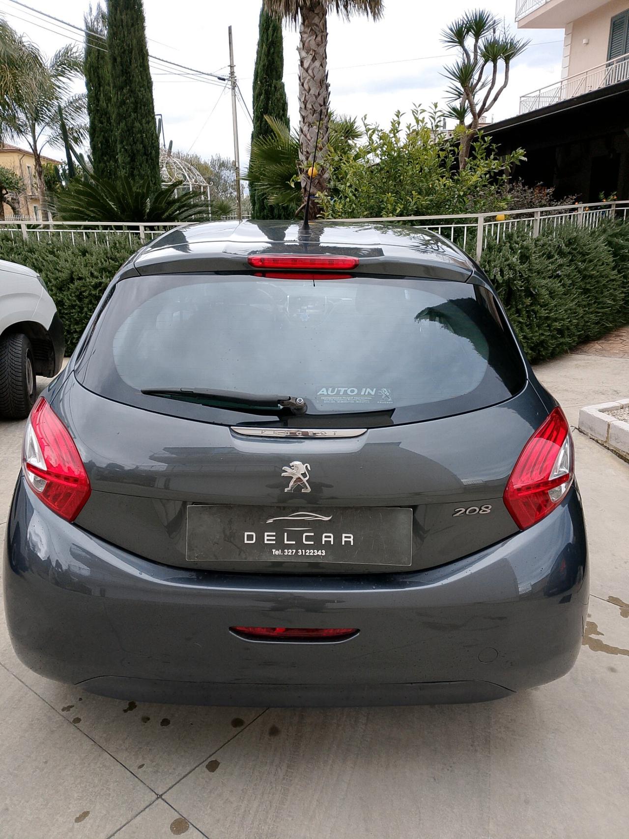 Peugeot 208 1.4 HDi 68 CV 5 porte Allure