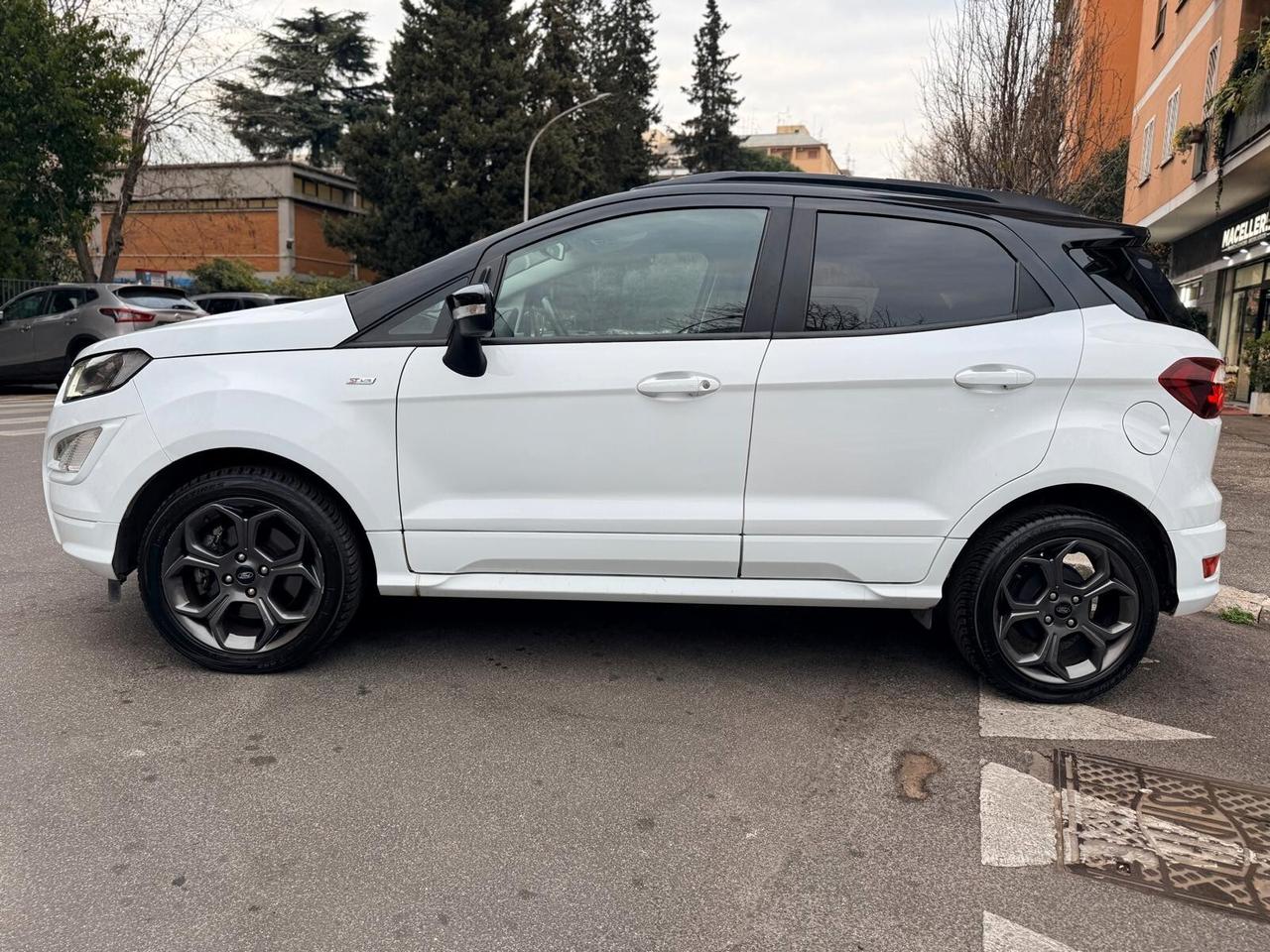 Ford EcoSport ST LINE CAMBIO AUTOMATICO