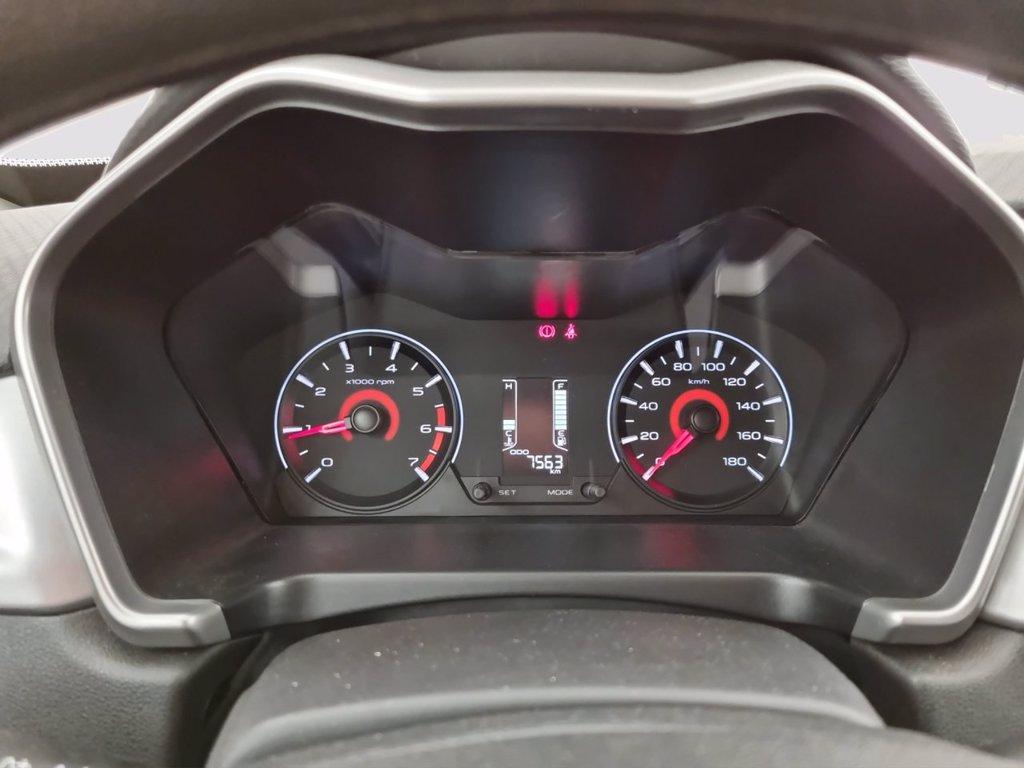 MAHINDRA Kuv100 1.2 k6+ del 2023