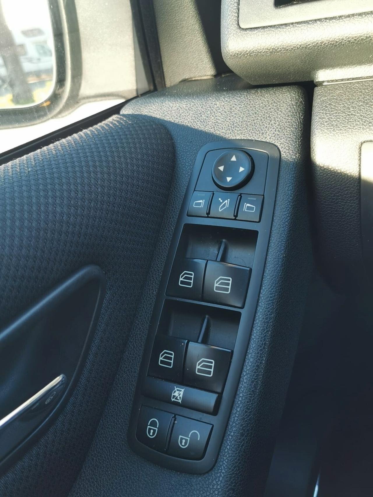 Mercedes-benz A 180 CDI Avantgarde NAVIG. 2010