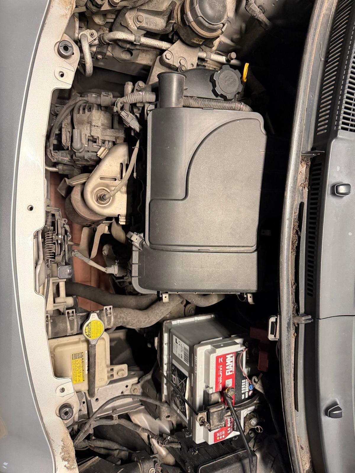 Toyota Yaris 1.0 3 porte Sol