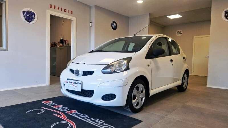 Toyota Aygo 1.0 12V VVT-i 68 CV Sol Connect