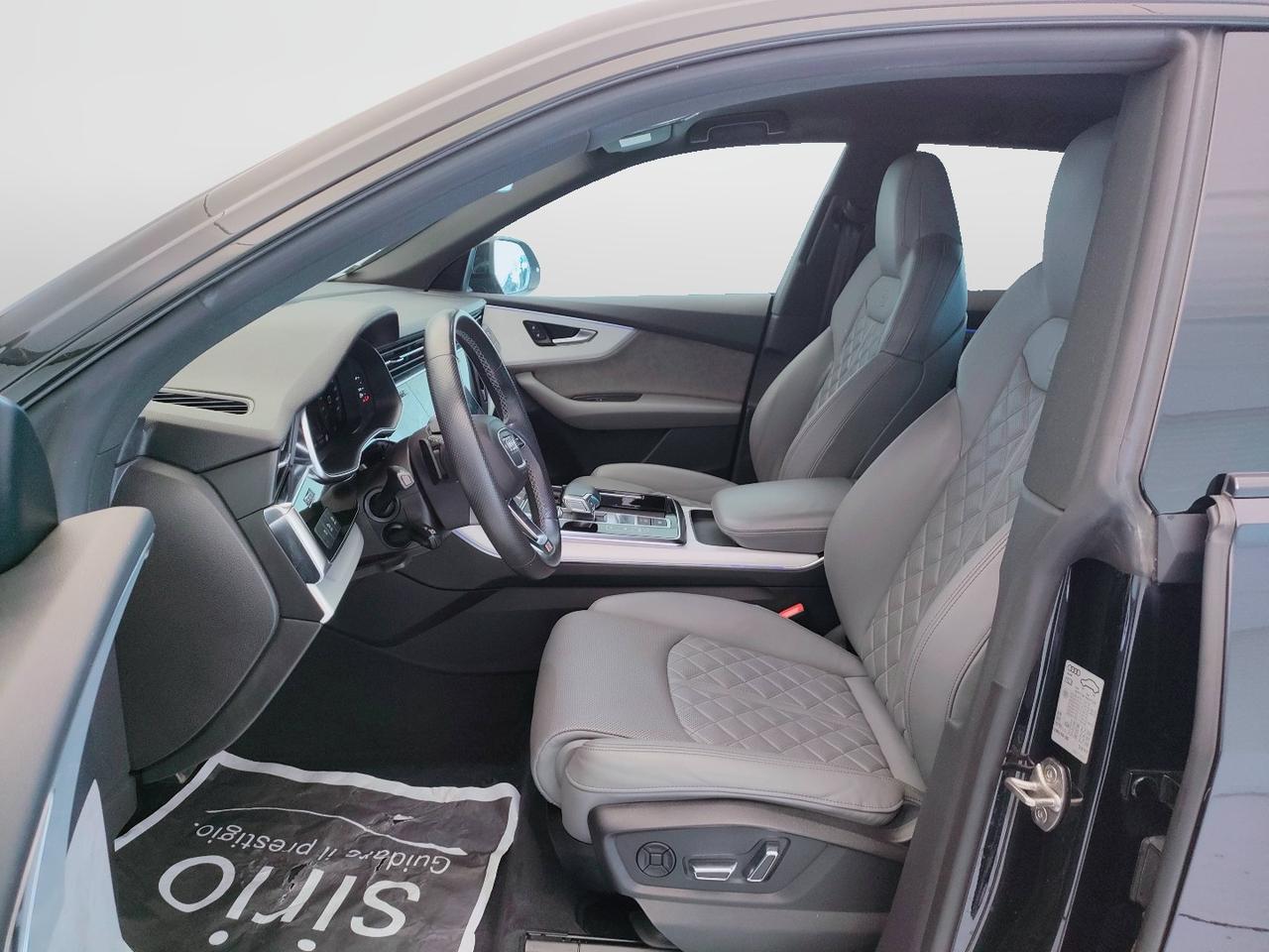 AUDI Q8 I 2018 - Q8 50 3.0 tdi mhev Sport quattro tiptronic