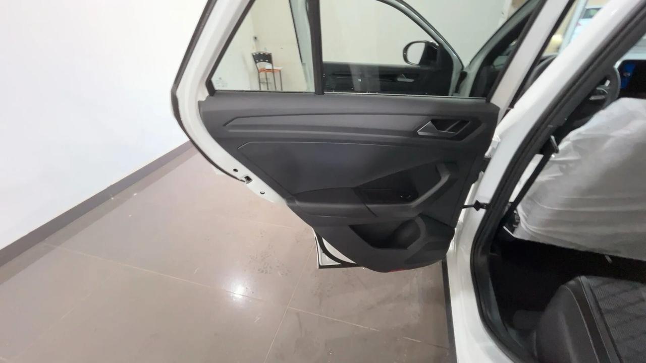 Volkswagen T-Roc 1.0 TSI R-Line Plus KM 0
