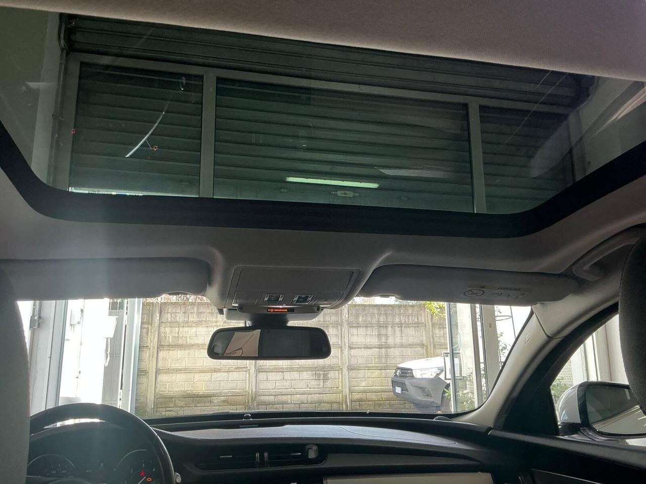 Jaguar XF 3.0 D V6 300CV AUT.PORTFOGLIO 2015