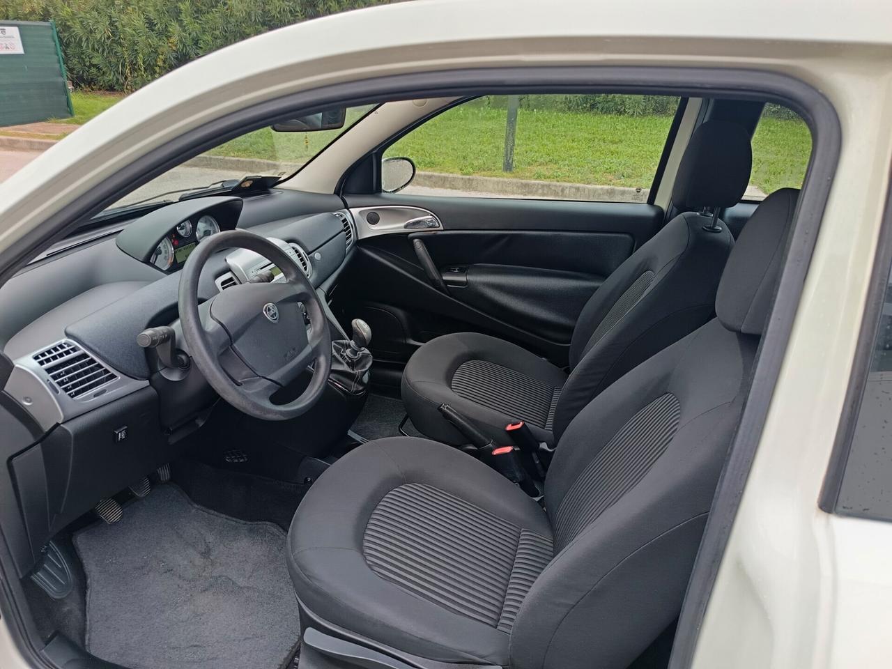 Lancia Ypsilon 1.4 Oro Ecochic GPL ok neo patente