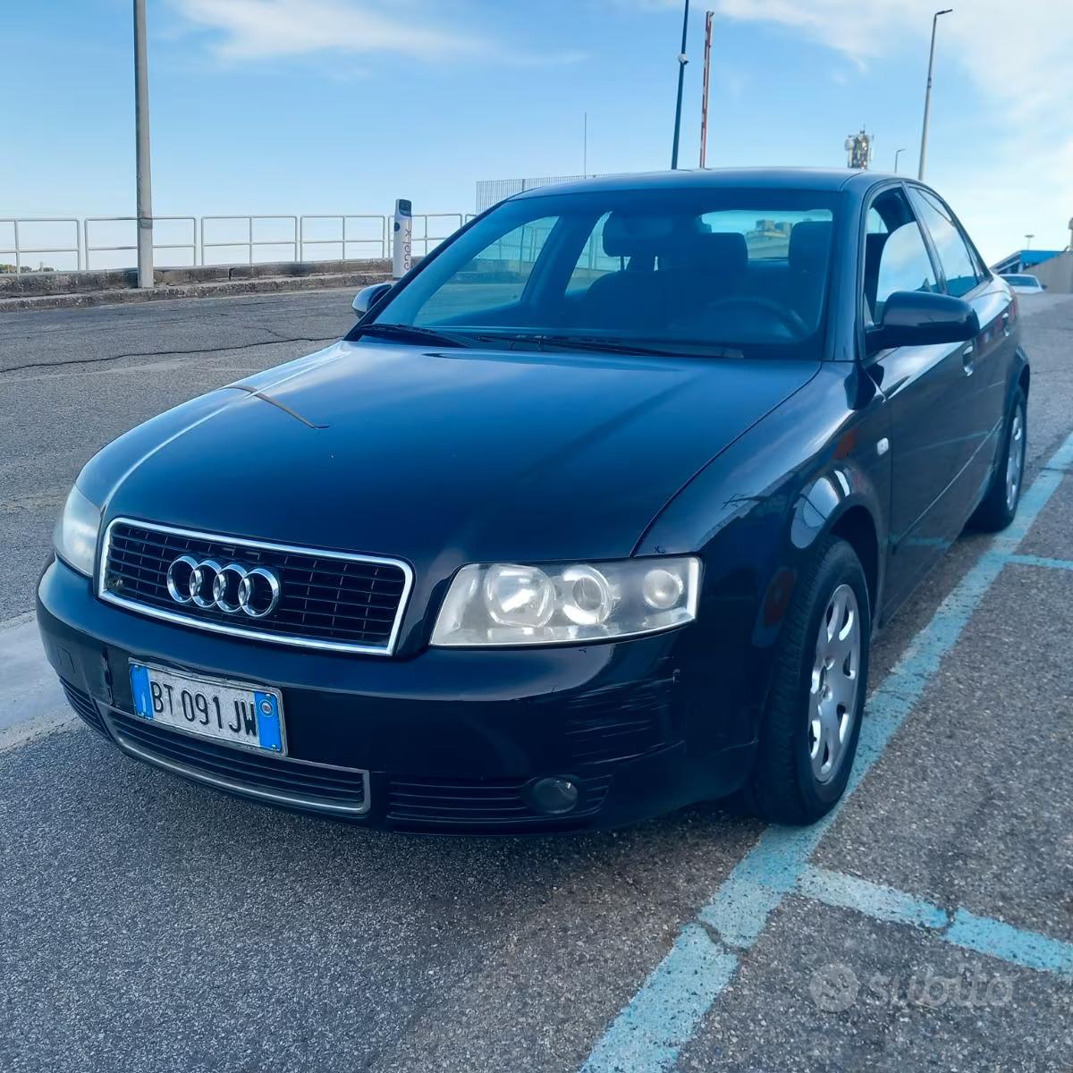 AUDI A4 1.9 TDI (GANCIO DI TRAINO)