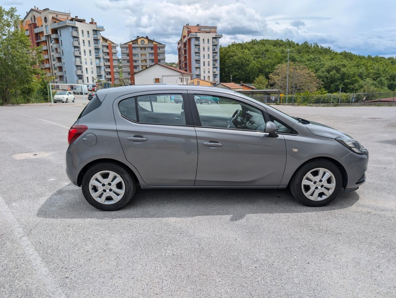 Opel Corsa 1.4 90CV GPL Tech 5 porte Cosmo