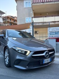 Mercedes classe A 180D Automatic luci ambient