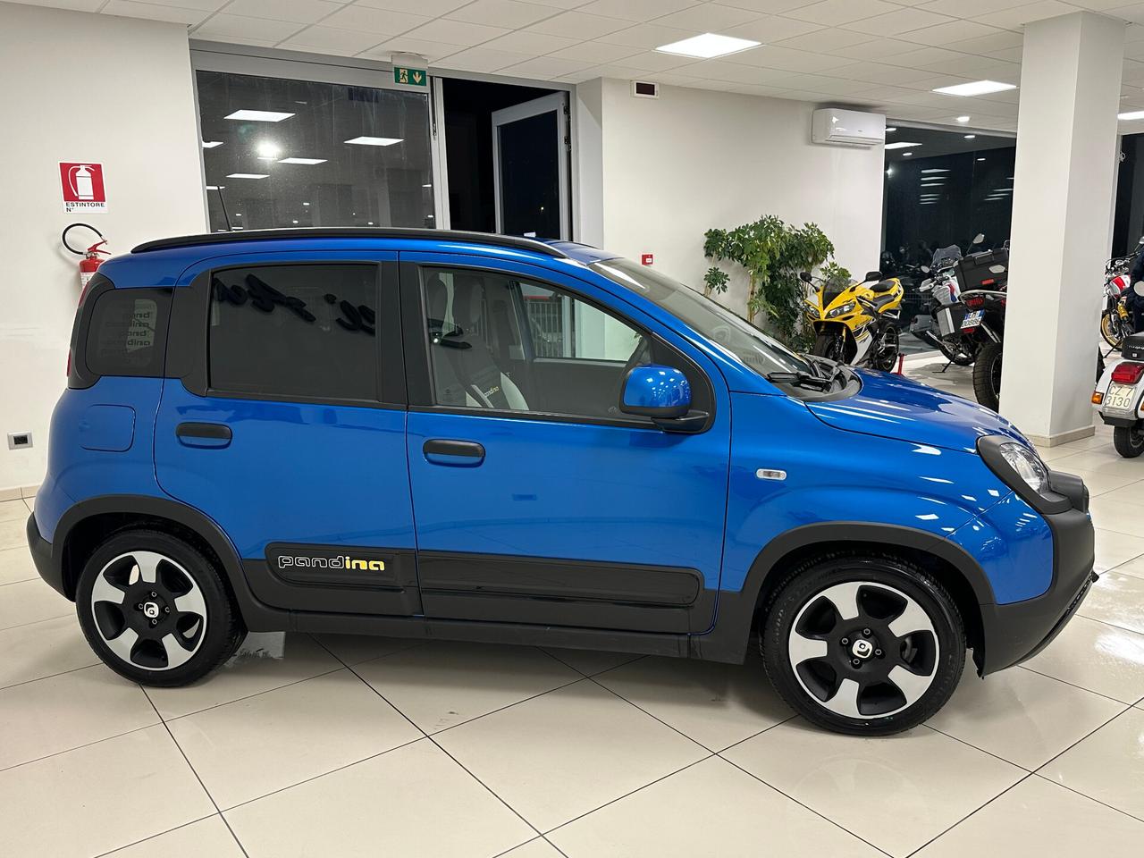 Fiat Panda 1.0 FireFly Hybrid Pandina 70 CV - 2025