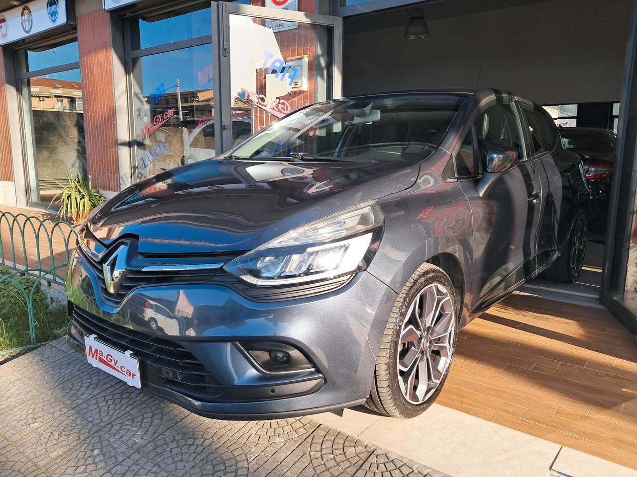 Renault Clio dCi 8V 90 cv EDC Energy Intens