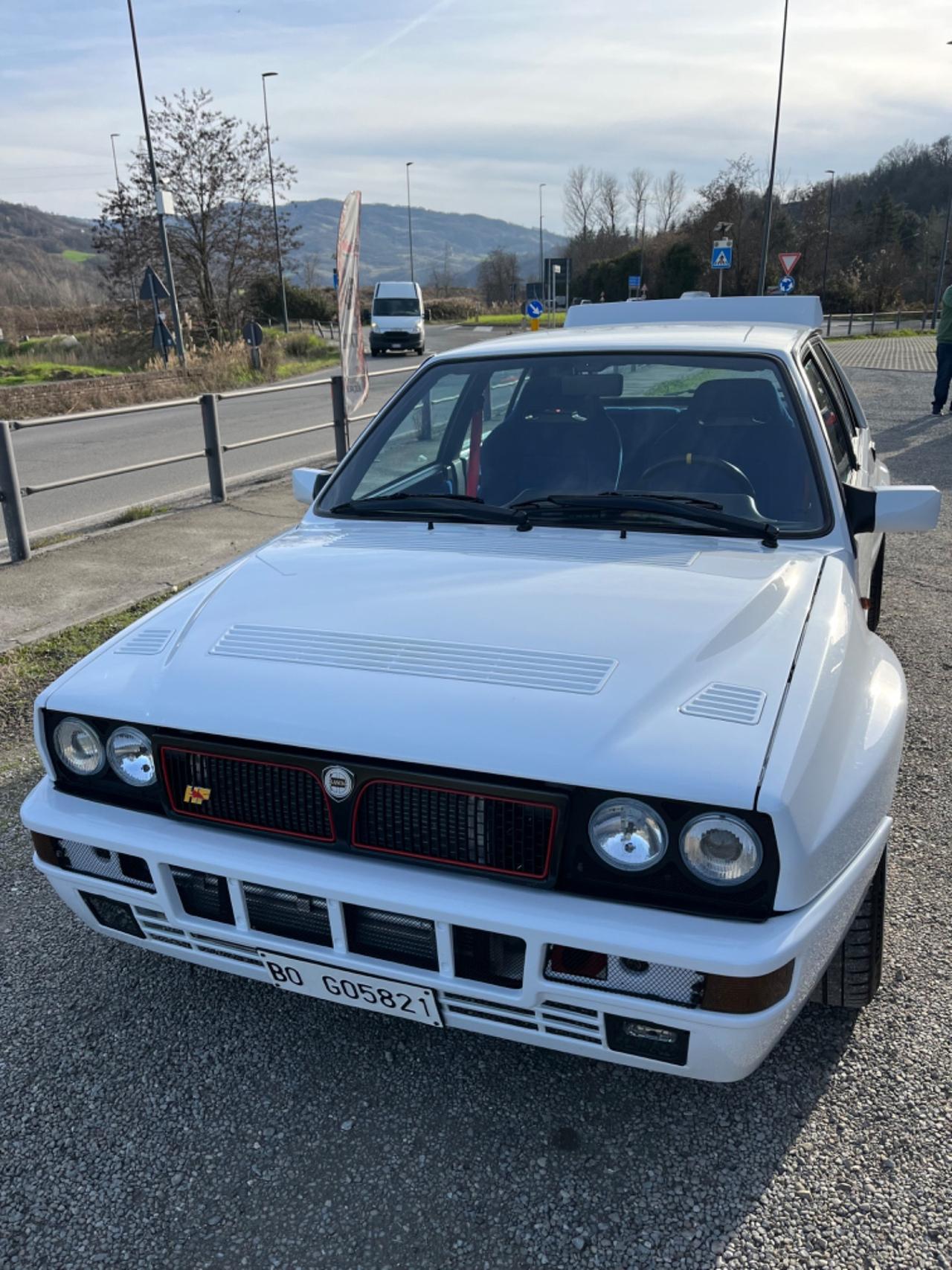 Lancia Delta 2.0i.e. turbo cat HF integrale