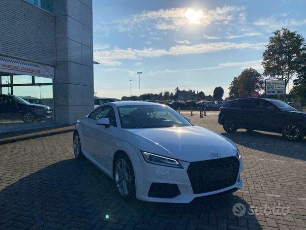 AUDI TT Coup 40 TFSI S tronic