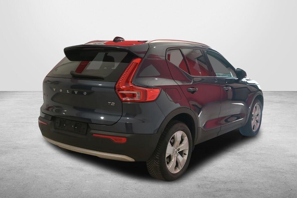 VOLVO XC40 1.5 T2 129CV 6M. MOMENTUM PRO ( FARI LED - COCKPIT - CRUISE - NAVI - MIRROR - PDC - TELECAMERA POST. - CERCHI 18 ) KM 31000