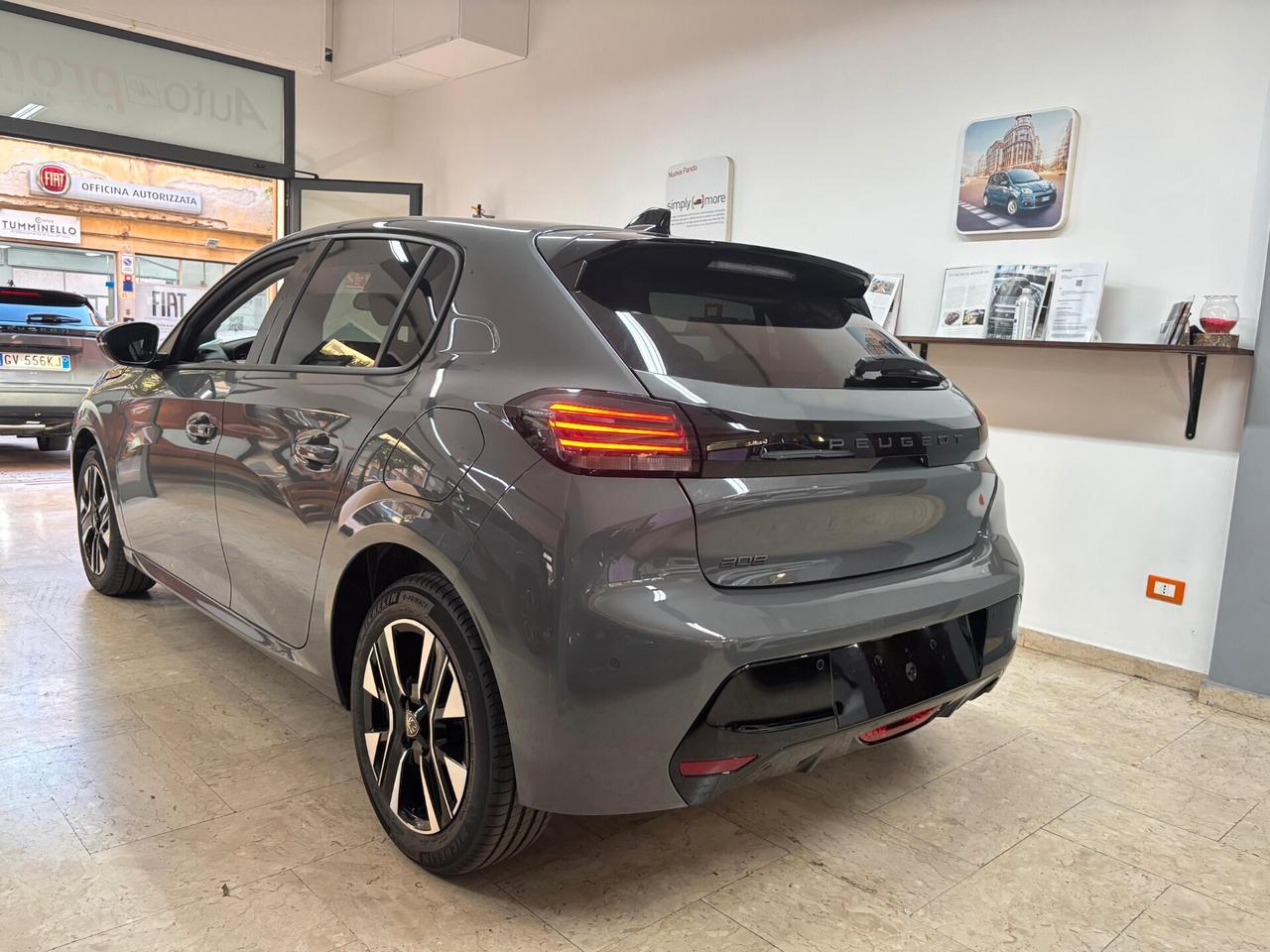 Peugeot 208 1.2 100 5 porte Allure + Vision Pack My25