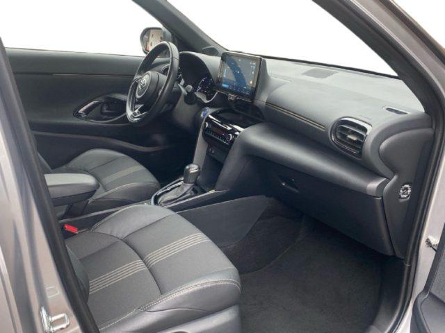 TOYOTA Yaris Cross 1.5 Hybrid 5p. E-CVT AWD-i Adventure