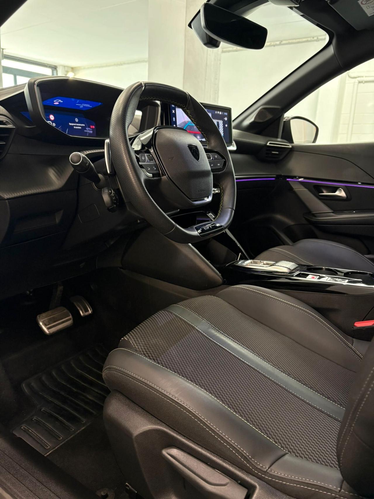 Peugeot 208 Hybrid 136 e-DCS6 GT