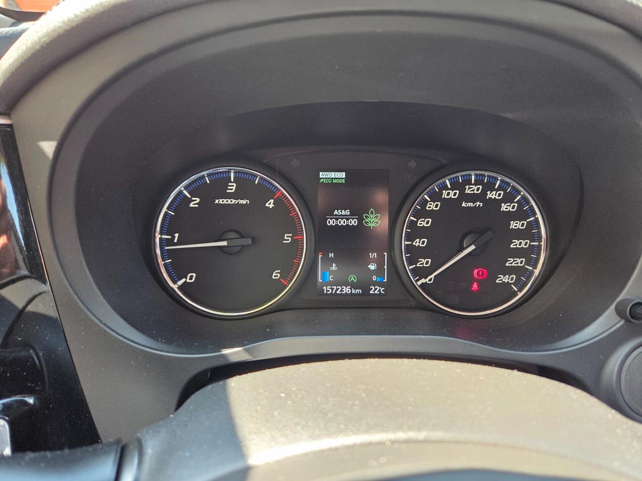 Mitsubishi Outlander 2.2 DI-D 4WD Intense