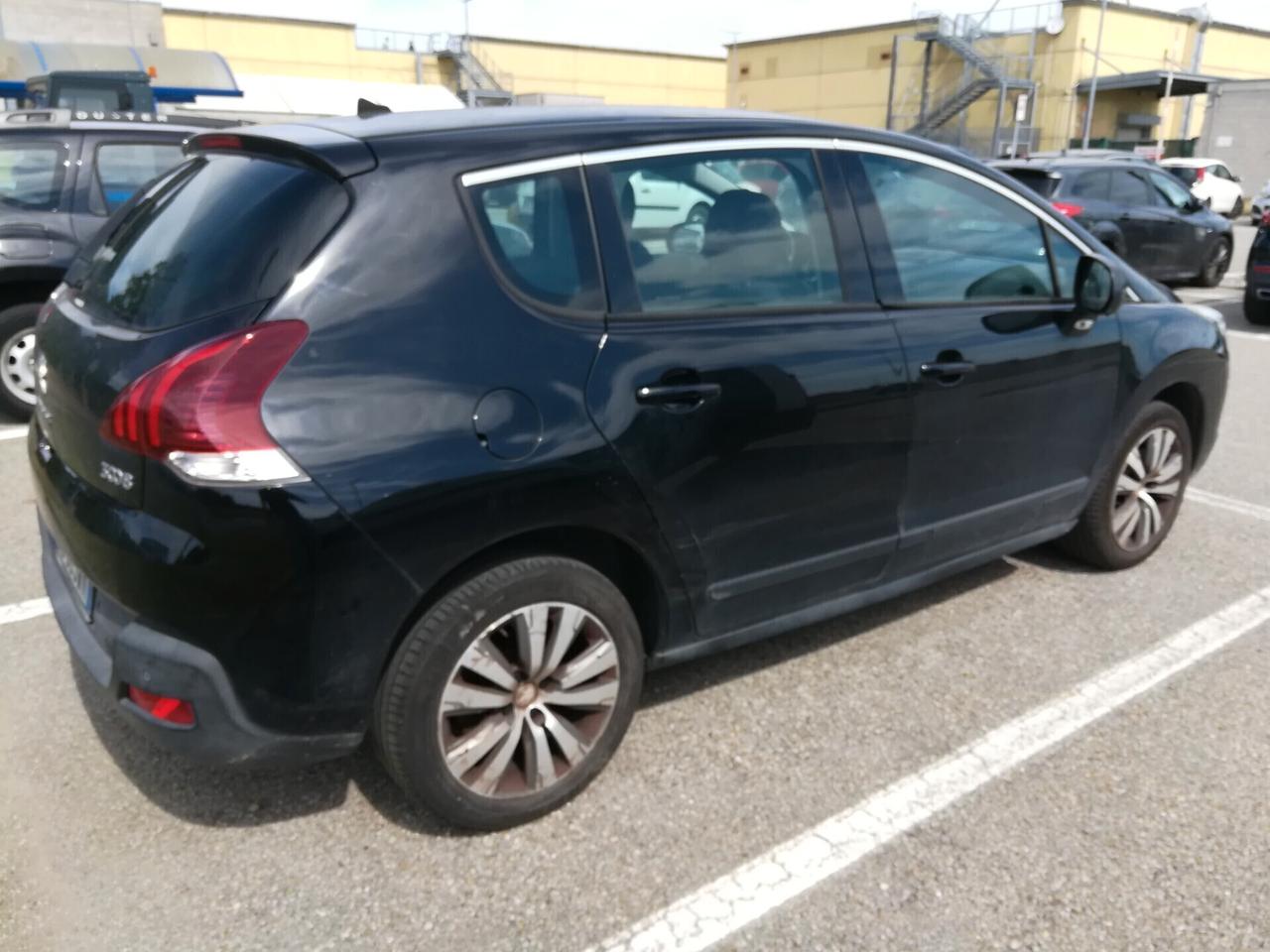 Peugeot 3008 HDi 120 CV EURO 6B SOLO COMMERCIANTI