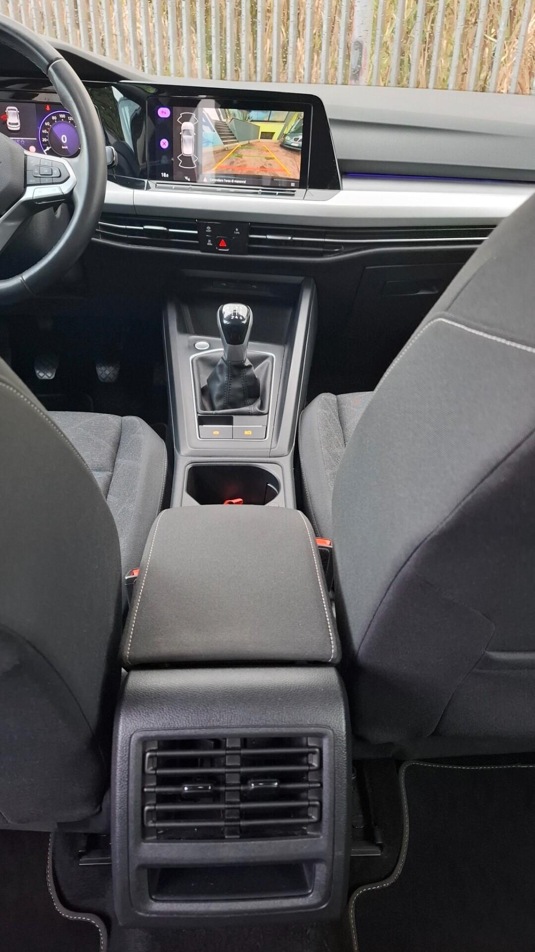 Volkswagen Golf 1.0 TSI 115 CV 5p. Business BlueMotion -FARI FULL LED