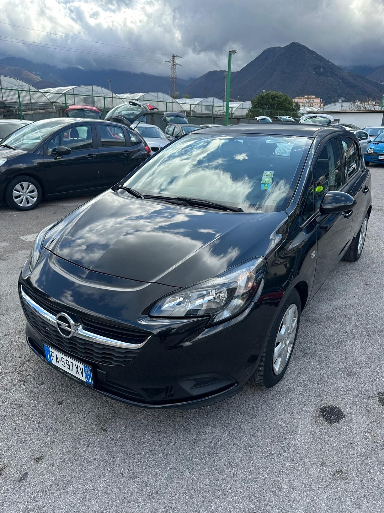 Opel Corsa 1.4 90CV GPL Tech 5 porte b-Color