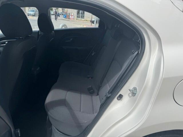 Kia Rio 1.1 CRDi 5p. Cool OK NEOPATENTATI !!