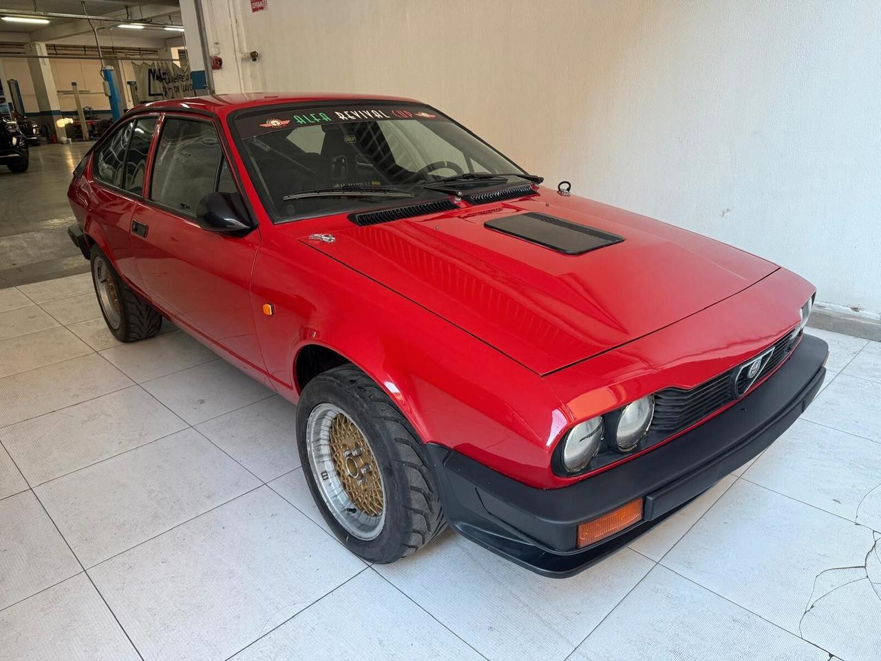 Alfa Romeo GTV BUSSO 2.5 V6