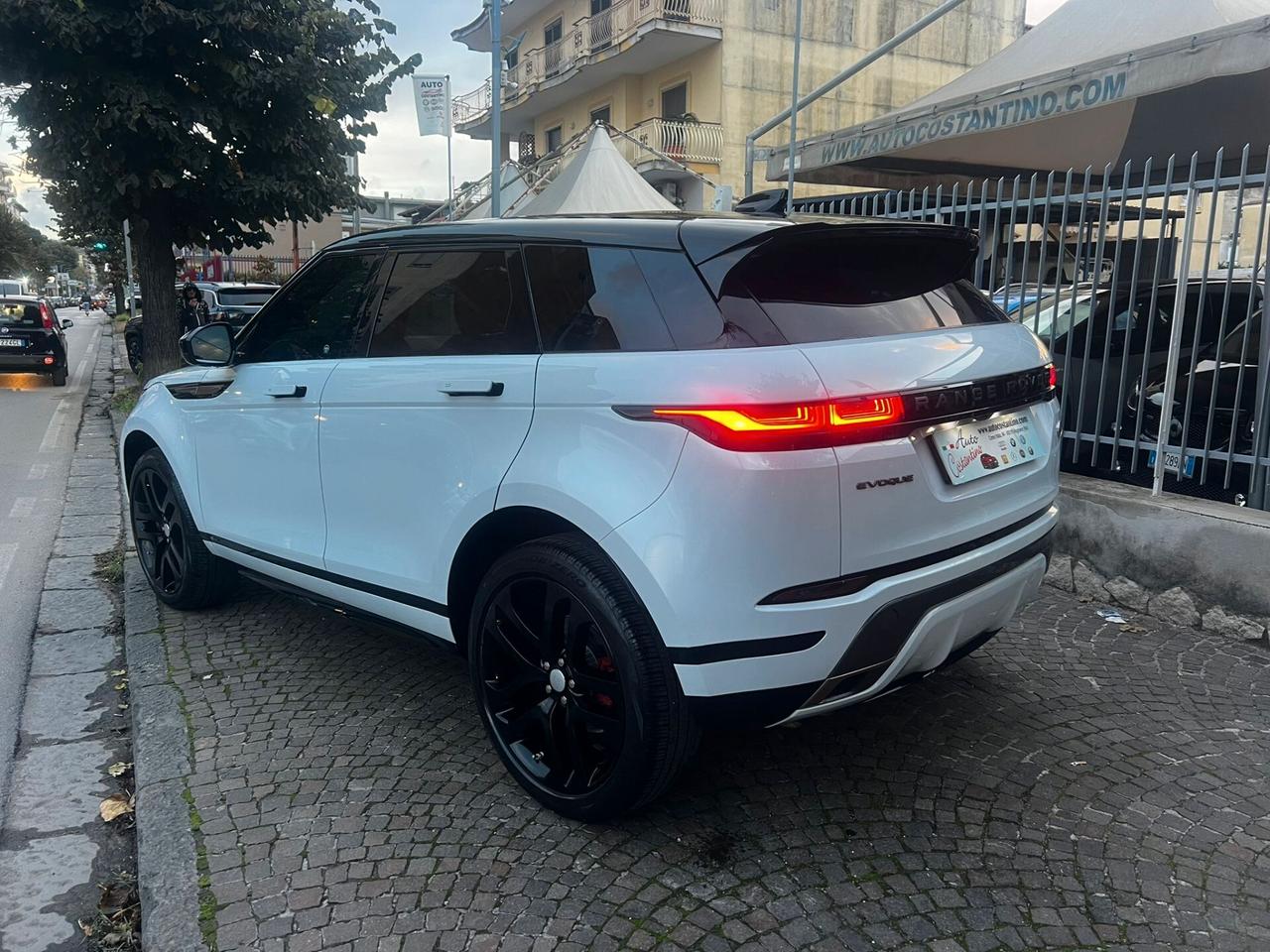 Land Rover Range Evoque 2.0D I4 180 CV AWD Auto R-Dynamic