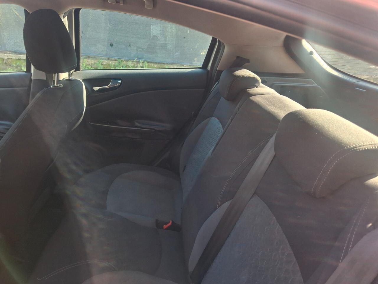 Alfa Romeo Giulietta 1.4 Turbo 120 CV GPL Distinctive