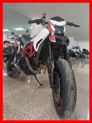 Hypermotard 821 sp *passaggio incluso*rate/permute